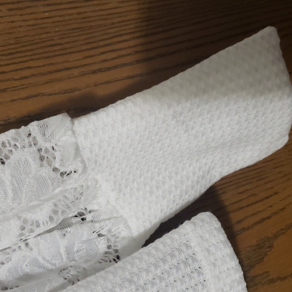 💥New boutique waffle knit lace sleeve top - Picture 9 of 11